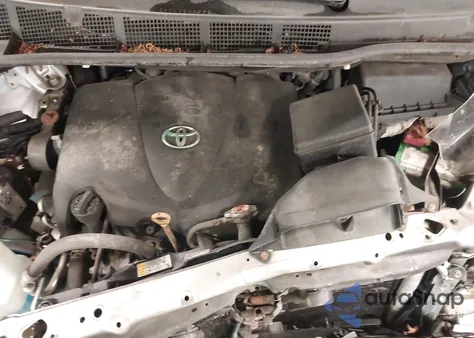 2018 Toyota Sienna Le 8 Passenger из США, поврежденный, VIN 5TDKZ3DCXJS915490